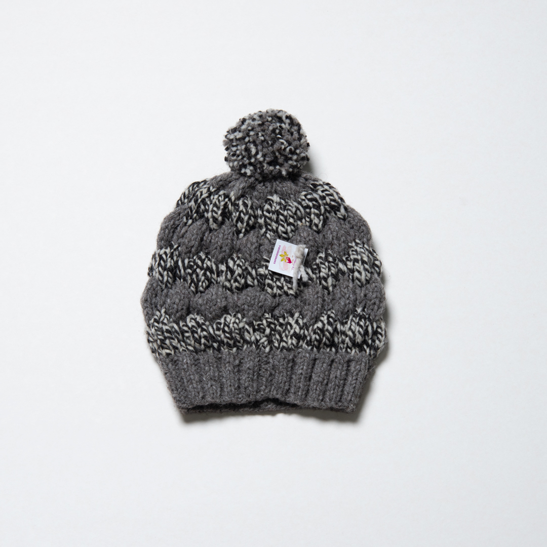 GORRO DE LANA MATIZADO CON GRIS
